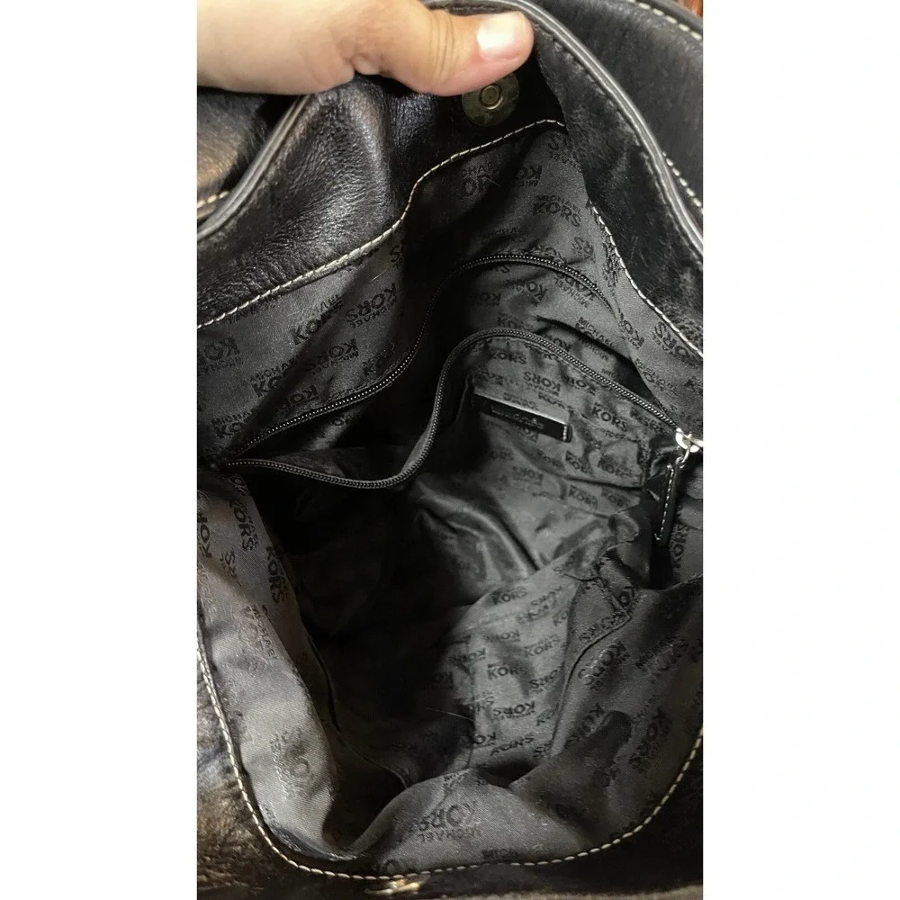 Michael Kors‎ Brookville Black Pebbled Leather Hobo Shoulder Bag Silver MK Charm